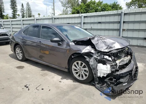 2021 Toyota Camry Le из США, поврежденный, VIN 4T1C11BK7MU024708